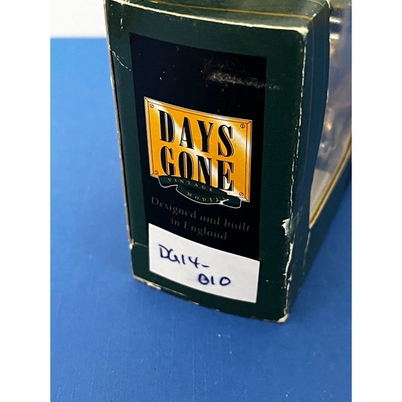 Vintage LLEDO DG014010 1934 A Ford Car Gold Collectors Club 9th Edition - Picture 6 of 10